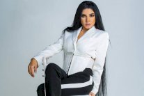 روجينا تُهنئ أشرف زكي بوصلة غزل