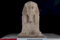 أبو الهول في معبد جنوبي مصر