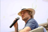 بشرى تدير ندوة أوين ويلسون في مهرجان الجونة