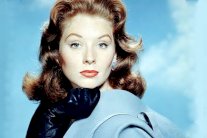 الوجه الآخر للعارضات الأكثر تأثيراً عبر العقود