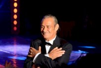 فاروق الفيشاوي يكشف إصابته بالسرطان في افتتاح مهرجان الاسكندرية