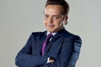 محمد هنيدي يقدّم برنامجاً إذاعياً