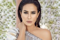 هند صبري تمنع بناتها من مشاهدة الفيل الأزرق