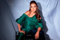 المغربية جميلة تغني بالعراقية