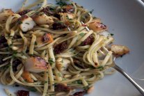 المعكرونة مع صدف البحر