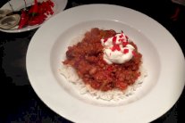 صلصة الفاصولياء الحارة مع الأرز