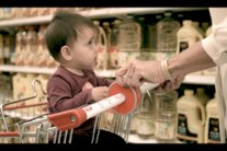 احذروا البكتيريا على عربات التسوق في المتاجر