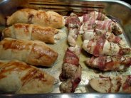 الدجاج الملفوف مع سلطة الهليون 