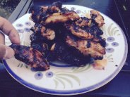  أجنحة الدجاج مع الكوسا