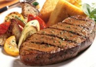 اللحم المشوي بالزيت والخضراوات