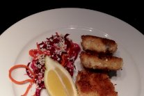  السمك مع نودلز الخضروات