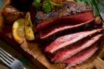 لحم البقر المشوي على الطريقة التقليدية