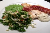 سمك القد مع هريس البازيلاء