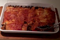 اللحم الحار بالخبز العربي