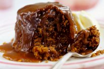 حلوى التمر مع الصلصة