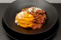 هريس اليقطين مع اللحم الحار