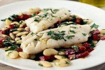 السمك بالفاصوليا والكوريزو