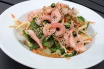 سلطة الجمبري والمعكرونة