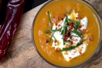 حساء الجزر الحار