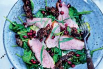 سلطة صدر البط