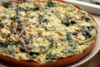 فطيرة السبانخ بالفيتا والبيض
