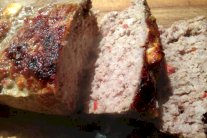 رغيف اللحم بالفلفل والجبن