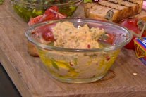 التونا السريعة مع الخبز