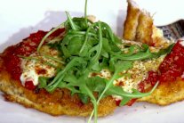 الدجاج بجبن الموزريلا