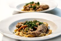 الأرنب بالمعكرونة