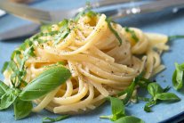 المعكرونة بالليمون