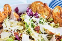 سلطة سيزر بالدجاج