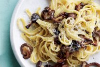 المعكرونة الشهية بالفطر