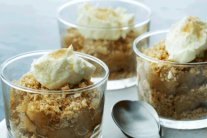 حلوى التفاح المقرمش بالكريما