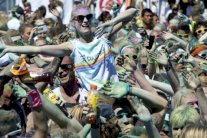 الدنمارك تتفوق على بريطانيا وأميركا وفرنسا في مؤشر السعادة