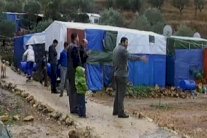 حريق يأتي على خيم للاجئين السوريين في لبنان ولا إصابات 