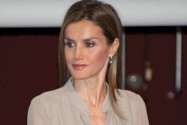 ليتيسيا روكاسولانو : ملكة إسبانيا والموضة معًا