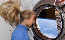 رواد الفضاء يلجأون الى العقاقير للخلود الى النوم 