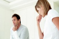 رغبة المرأة تتعرض لتقلبات العمر والجسد والعامل النفسي