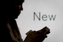 النساء يفضلن آيفون والرجال يميلون الى هواوي