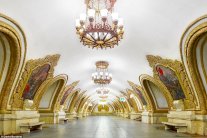 محطات القطار في روسيا.. تحف معمارية تحت الأرض