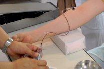 المواظبة على التبرع بالدم يطيل العمر