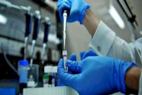 السعودية: العلاج المناعي خط الدفاع الأول ضد مرض السرطان 