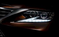 صورة تشويقية لسيارة