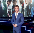 كريس هيمسوورث يختار كالفن كلاين