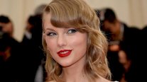 تايلور سويفت تنال حصة الأسد من جوائز 
