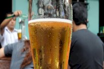 تناول الكحول باعتدال مفيد صحيًا... هل هذا صحيح؟