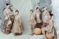 علامة Mischka Aoki .. حرفية موضة الهوت كوتور للأطفال