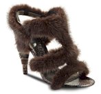 سلفاتوري فيراغامو تطلق مجموعة أحذية جديدة