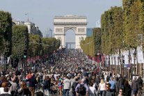 العاصمة الفرنسية استمتعت بيوم من دون سيارات