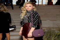 مشاهير يرتدون ماركة ستيوارت فايتسمان